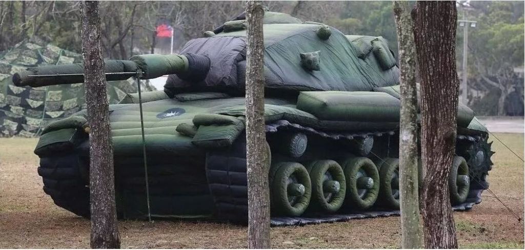 巨野军用充气坦克